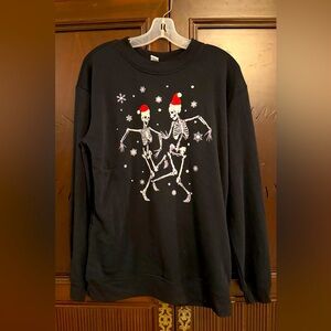 BETTER/TOGETHER Black Dancing Santa Skeletons Mens Holiday Sweatshirt Size M